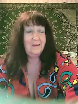 Stripchat Live Sex of CrystalLime6411