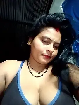 Stripchat Live Sex Cam of Hot_komal1