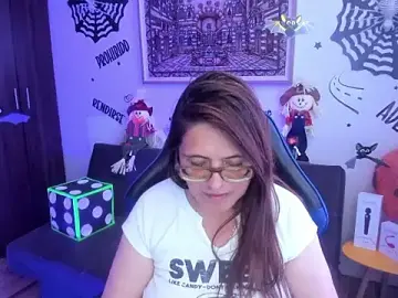 Stripchat Adult Webcam of Ivette_Shaira