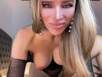 Stripchat Free Live Porn of Maria_wilton69