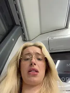 Stripchat Best live sex cam show of PollyDolly