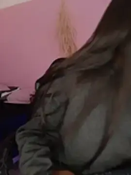 Stripchat Live Sex of Emily_Roussee