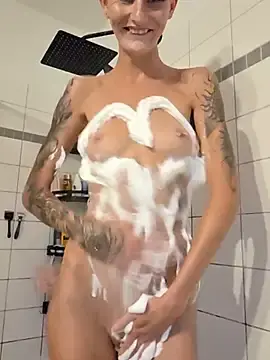 Stripchat Free Porn Cam of LessiaMia