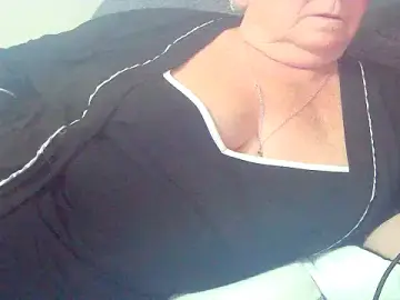 Stripchat Free Live Porn of Playful_MILF_Demi