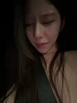 Stripchat Free Porn Cam of xiaojingling1122