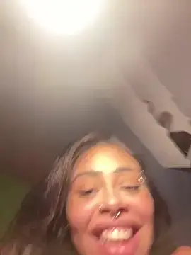 Stripchat Live Porn of Anna_Brucy