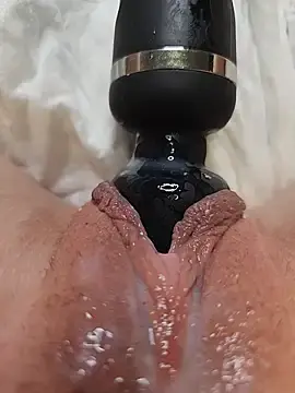 Stripchat Sex Cam of BabySPieS
