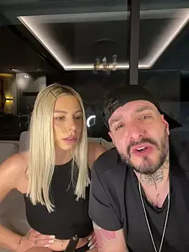 Stripchat Live Sex Cam of SexOnMyLvL