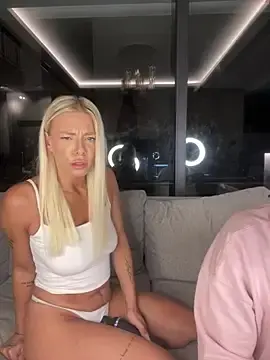 Stripchat Adult Webcam of SexOnMyLvL
