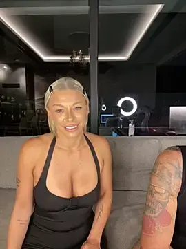 Stripchat Sex Cam of SexOnMyLvL