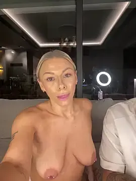 Stripchat Adult Webcam of SexOnMyLvL