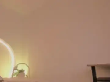 Stripchat Live Porn of katiepeach_