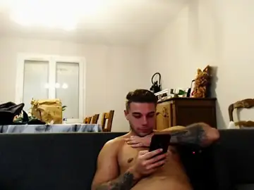 Stripchat Watch Live Sex Cams of Elkafit28