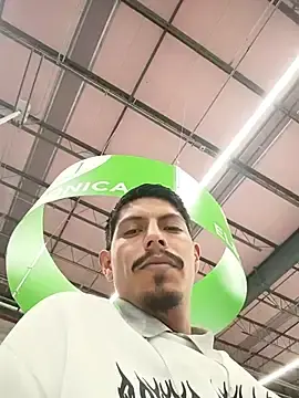 Stripchat Sex Chat of MexiicanOooooooo