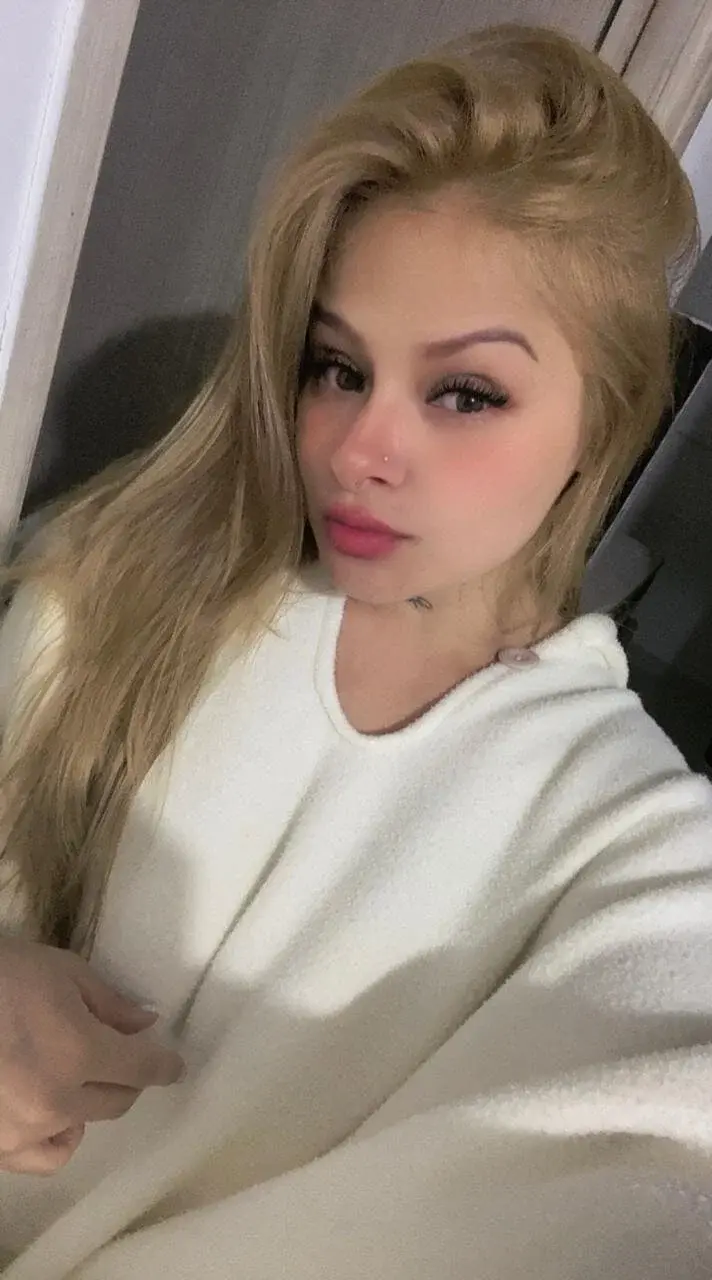 Velvet_Moon