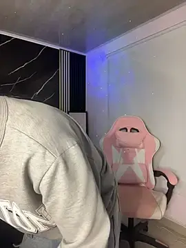 Stripchat Live Sex of Ady_18