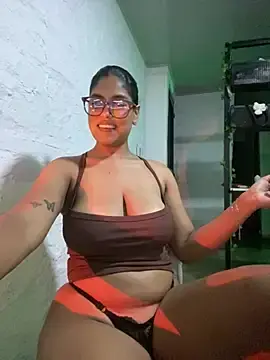 Stripchat Nude Webcam of Kittybrown18