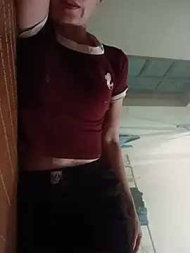 Stripchat Live Sex Cam of Lukna_77