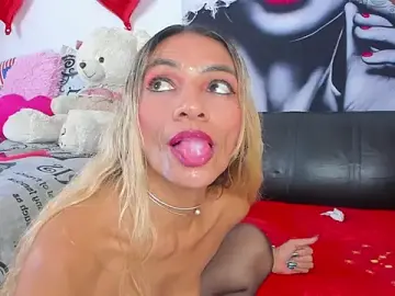 Stripchat Live Sex of Angeline_focus