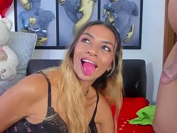 Stripchat Best live sex cam show of Angeline_focus