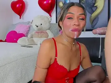 Stripchat Best live sex cam show of Angeline_focus