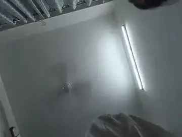 Stripchat Live Sex Cam of Dominate_Daddy