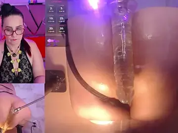 Stripchat Free Live Porn of ErikaMontiel__