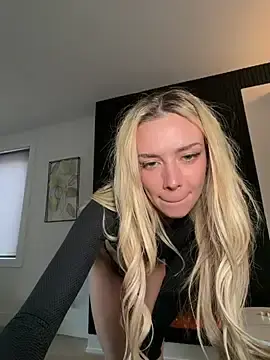 Stripchat Adult Webcam of HopeHeaven