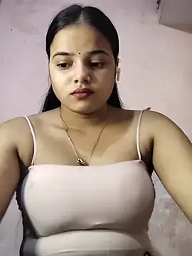 Stripchat Live Sex Cam of Queen_111