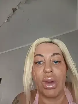 Stripchat Adult Video Chat of MiaMooly