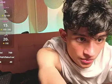 Stripchat Live Sex of Patrick_Howland_