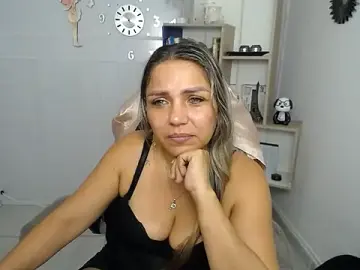 Stripchat Sex Chat of cum_bigass
