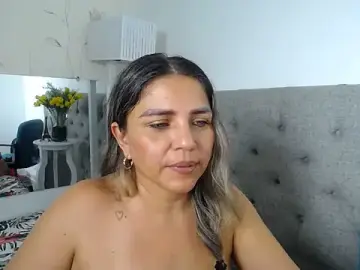 Stripchat Best Webcam of cum_bigass