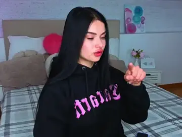 Stripchat Watch Live Sex Cams of Silena_sky