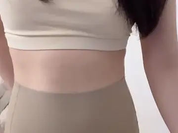 Stripchat Adult Webcam of suki-1