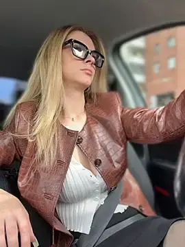 Stripchat Free Porn Cam of Love_Bri