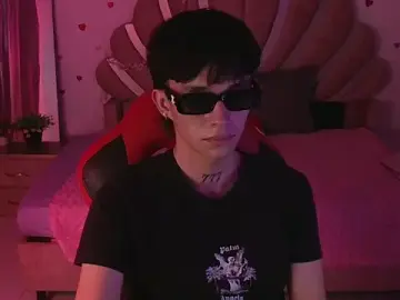 Stripchat Live Sex of Marco_fox723