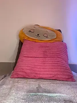 Stripchat Live Sex Cam of Willow_Wright