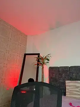 Stripchat Sex Cam of kem_hott