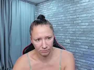 Stripchat Sex Cam of SarahCoksss