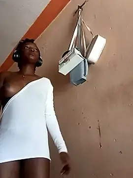 Stripchat Free Live Porn of Swit_virgin22