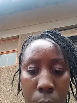 Stripchat Live Sex Cam of Swit_virgin22