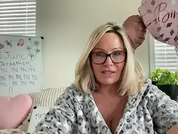 Stripchat Watch Live Sex Cams of Milf_Goddess