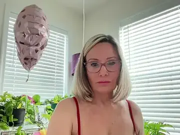Stripchat Sex Chat of Milf_Goddess