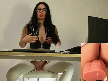 Stripchat Adult Webcam of __Fox__