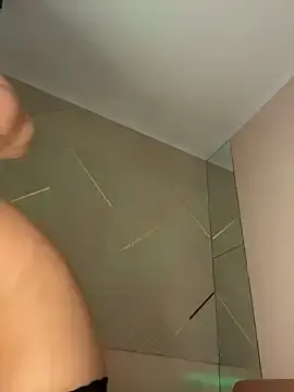 Stripchat Live Sex of Golden__PollyX