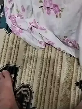 Stripchat Sex Cam of Hasanresay1982