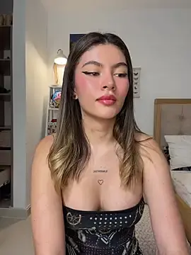 Stripchat Live Sex of Your_Honeey