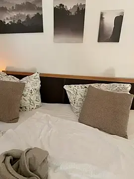 Stripchat Live Sex Cam of -Alisa
