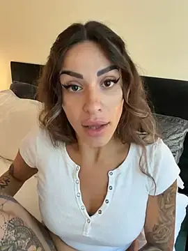 Stripchat Live Sex Cam of -Alisa